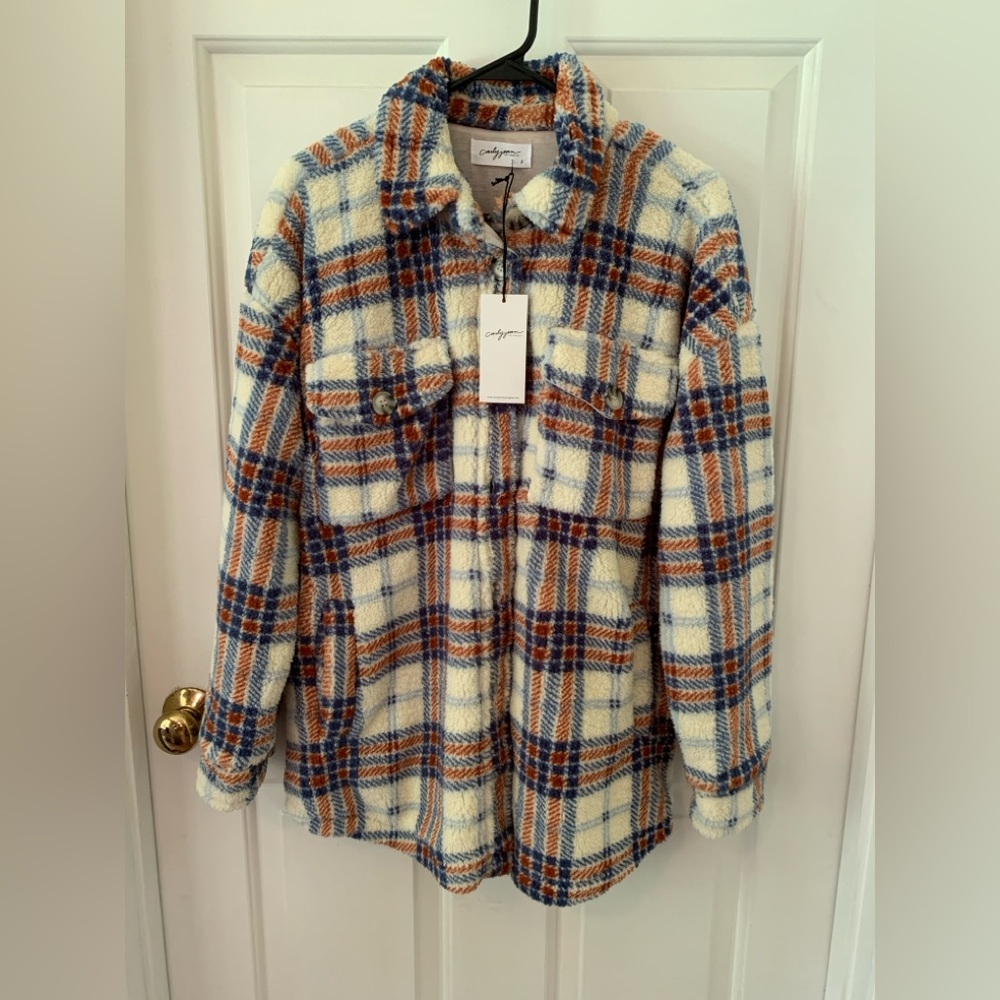 NWT Carly Jean Los Angeles Plaid Sherpa Beckham Jacket - Size Small